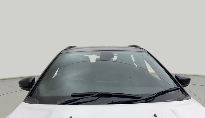 2022 Jeep Compass NIGHT EAGLE (O) 1.4 PETROL DCT, Petrol, Automatic, 47,064 km, Front Windshield
