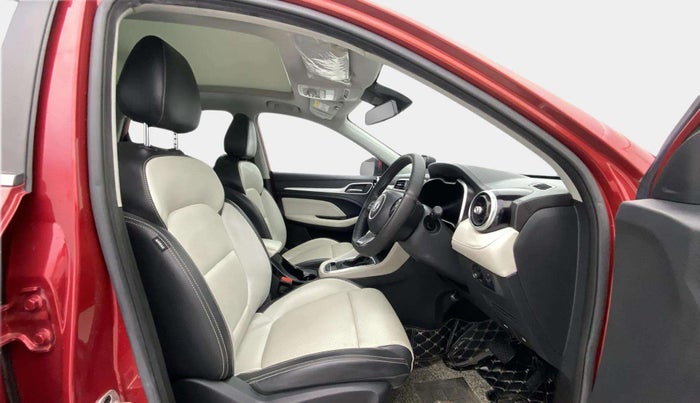 2022 MG ASTOR SAVVY 1.5 CVT, Petrol, Automatic, 44,545 km, Right Side Front Door Cabin