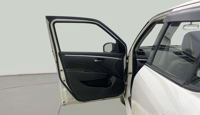 2015 Maruti Swift VDI ABS, Diesel, Manual, 70,779 km, LHS Front Door
