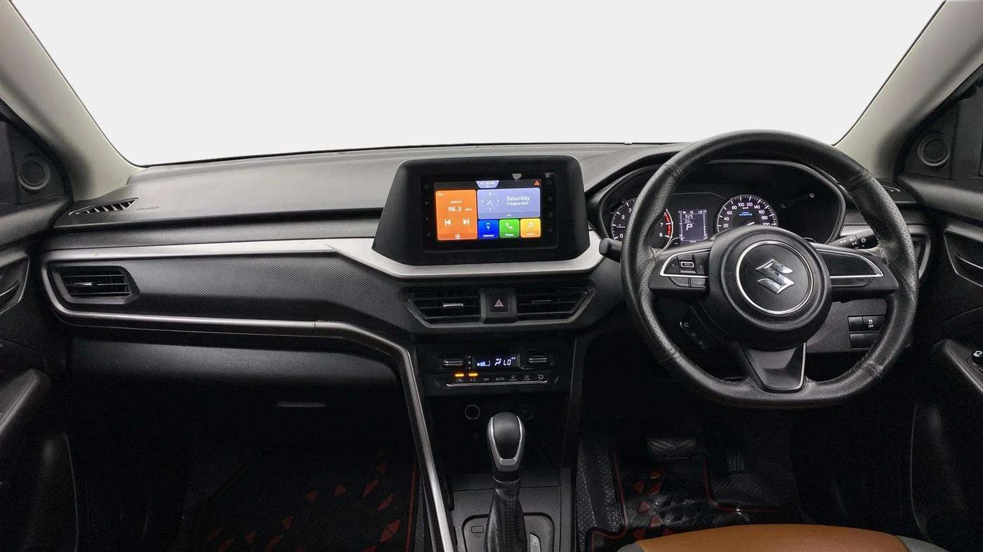 2022 Maruti BREZZA VXI AT SMART HYBRID, Petrol, Automatic, 64,336 km, Dashboard