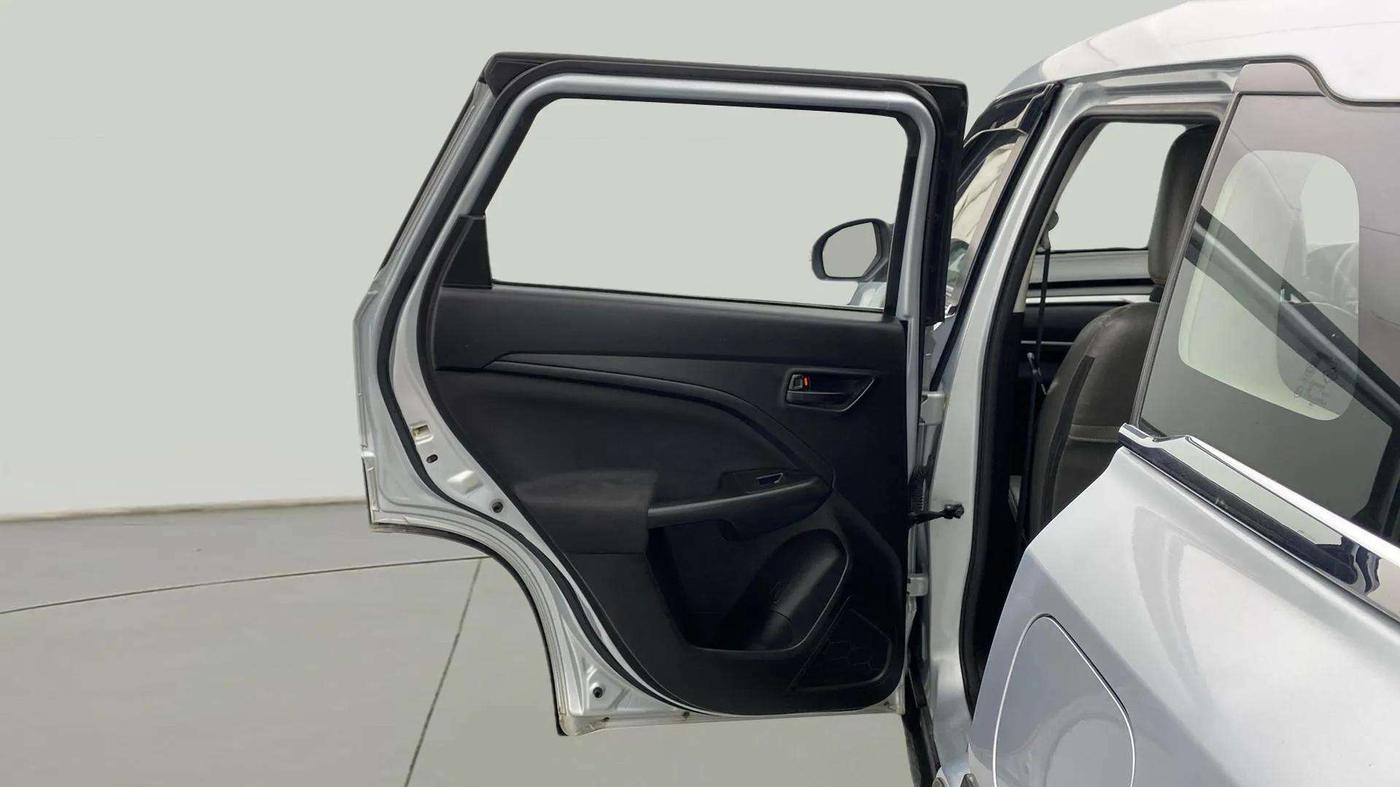 2022 Maruti BREZZA VXI AT SMART HYBRID, Petrol, Automatic, 64,336 km, LHS Rear Door