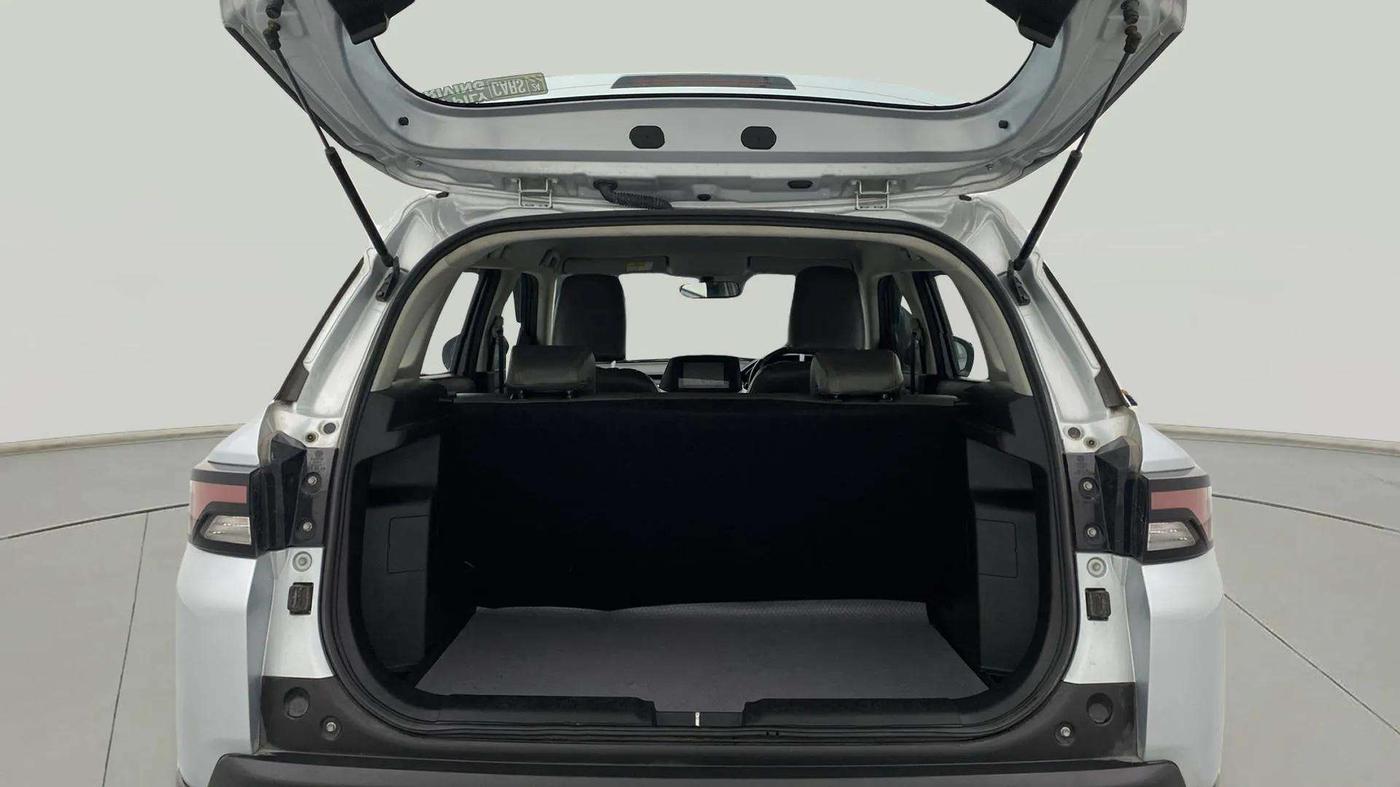 2022 Maruti BREZZA VXI AT SMART HYBRID, Petrol, Automatic, 64,336 km, Boot Open Zoomed View