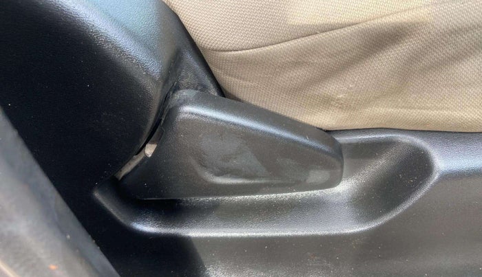 2018 Datsun Redi Go T (O), Petrol, Manual, 84,729 km, Driver Side Adjustment Panel