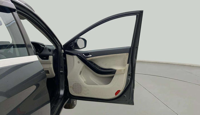 2022 Tata NEXON XZA PLUS DIESEL, Diesel, Automatic, 61,491 km, RHS Front Door