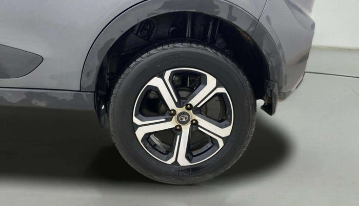 2022 Tata NEXON XZA PLUS DIESEL, Diesel, Automatic, 61,491 km, Left Rear Wheel