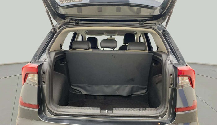 2021 Skoda KUSHAQ ACTIVE 1.0L TSI MT, Petrol, Manual, 54,983 km, Boot Open Zoomed View