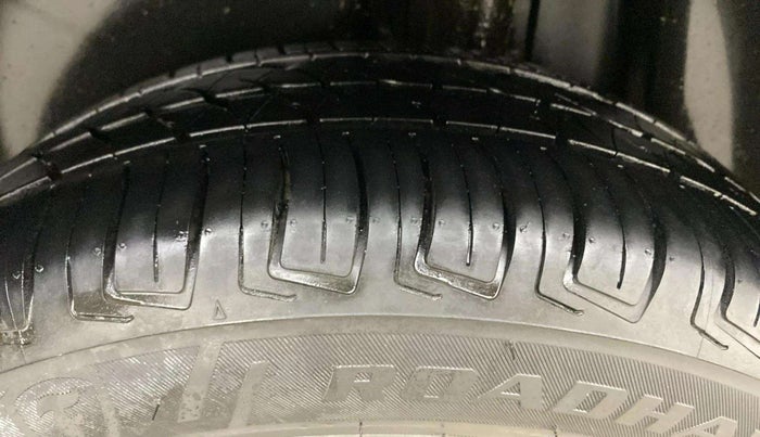 2021 Skoda KUSHAQ ACTIVE 1.0L TSI MT, Petrol, Manual, 54,983 km, Left Rear Tyre Tread