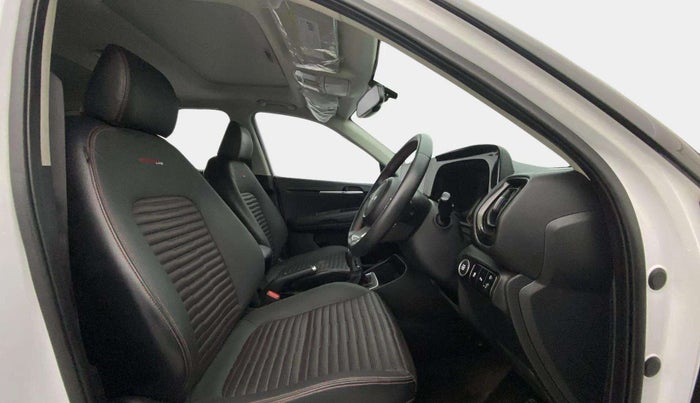 2022 KIA SONET GTX PLUS 1.0 IMT DUAL TONE, Petrol, Manual, 23,729 km, Right Side Front Door Cabin