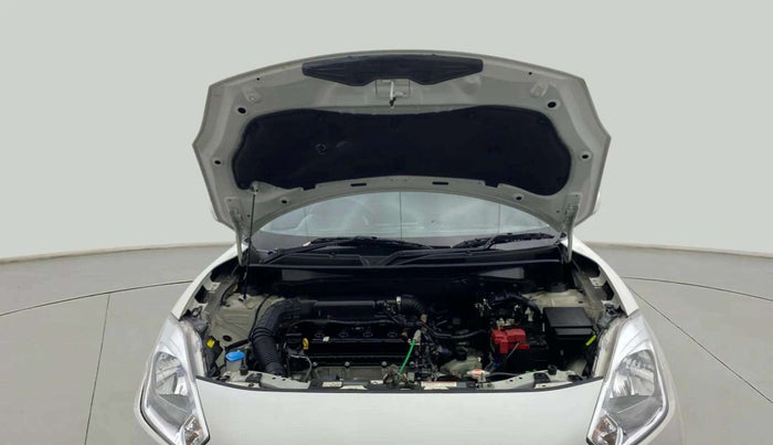 2022 Maruti Swift VXI AMT, Petrol, Automatic, 31,378 km, Open Bonet