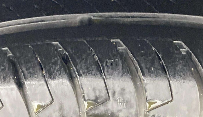 2022 Maruti Swift VXI AMT, Petrol, Automatic, 31,378 km, Right Rear Tyre Tread