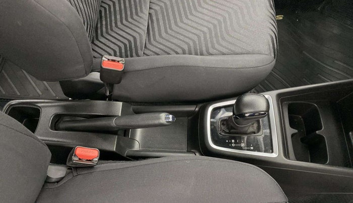2022 Maruti Swift VXI AMT, Petrol, Automatic, 31,378 km, Gear Lever
