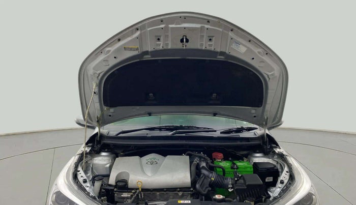 2018 Toyota YARIS V CVT, Petrol, Automatic, 29,977 km, Open Bonet