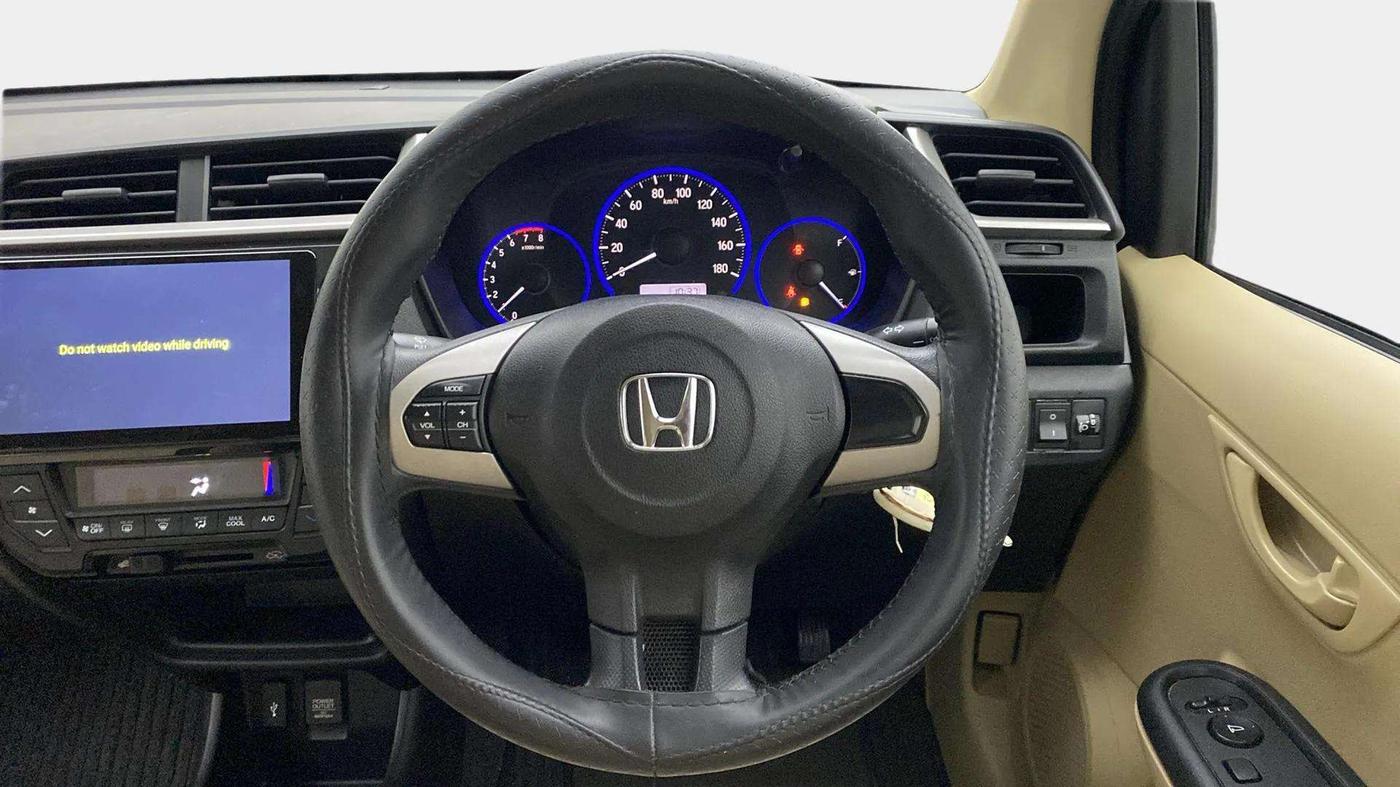 2017 Honda Brio S MT, Petrol, Manual, 56,895 km, Steering Wheel Close Up