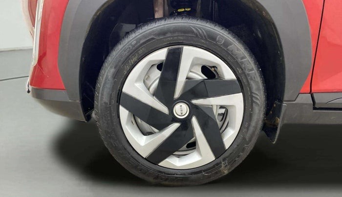 2024 Nissan MAGNITE  XE AMT EZ Shift, Petrol, Automatic, 19,044 km, Left Front Wheel