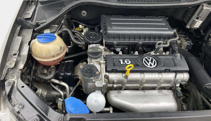 2014 Volkswagen Vento HIGHLINE 1.6 MPI, Petrol, Manual, 61,065 km, Engine View - Right