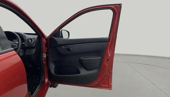 2022 Renault Kwid RXT 1.0 AMT, Petrol, Automatic, 11,633 km, RHS Front Door