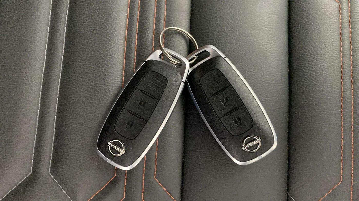2024 Nissan MAGNITE Tekna Plus B4D 1.0 Petrol MT Dual Tone, Petrol, Manual, 2,263 km, Key Close Up