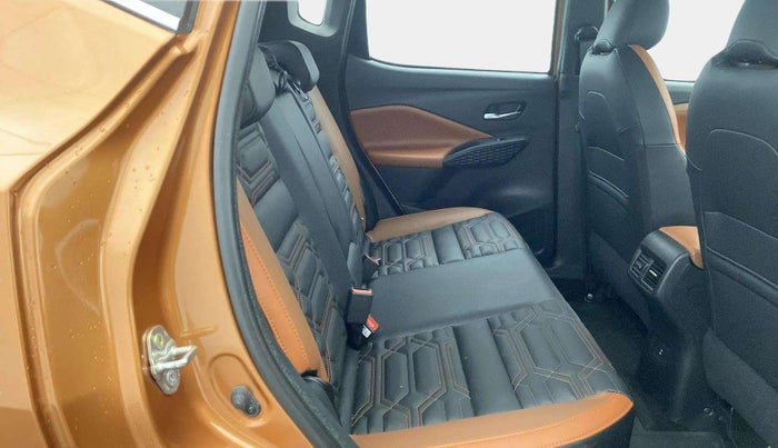 2024 Nissan MAGNITE Tekna Plus B4D 1.0 Petrol MT Dual Tone, Petrol, Manual, 2,263 km, Right Side Rear Door Cabin
