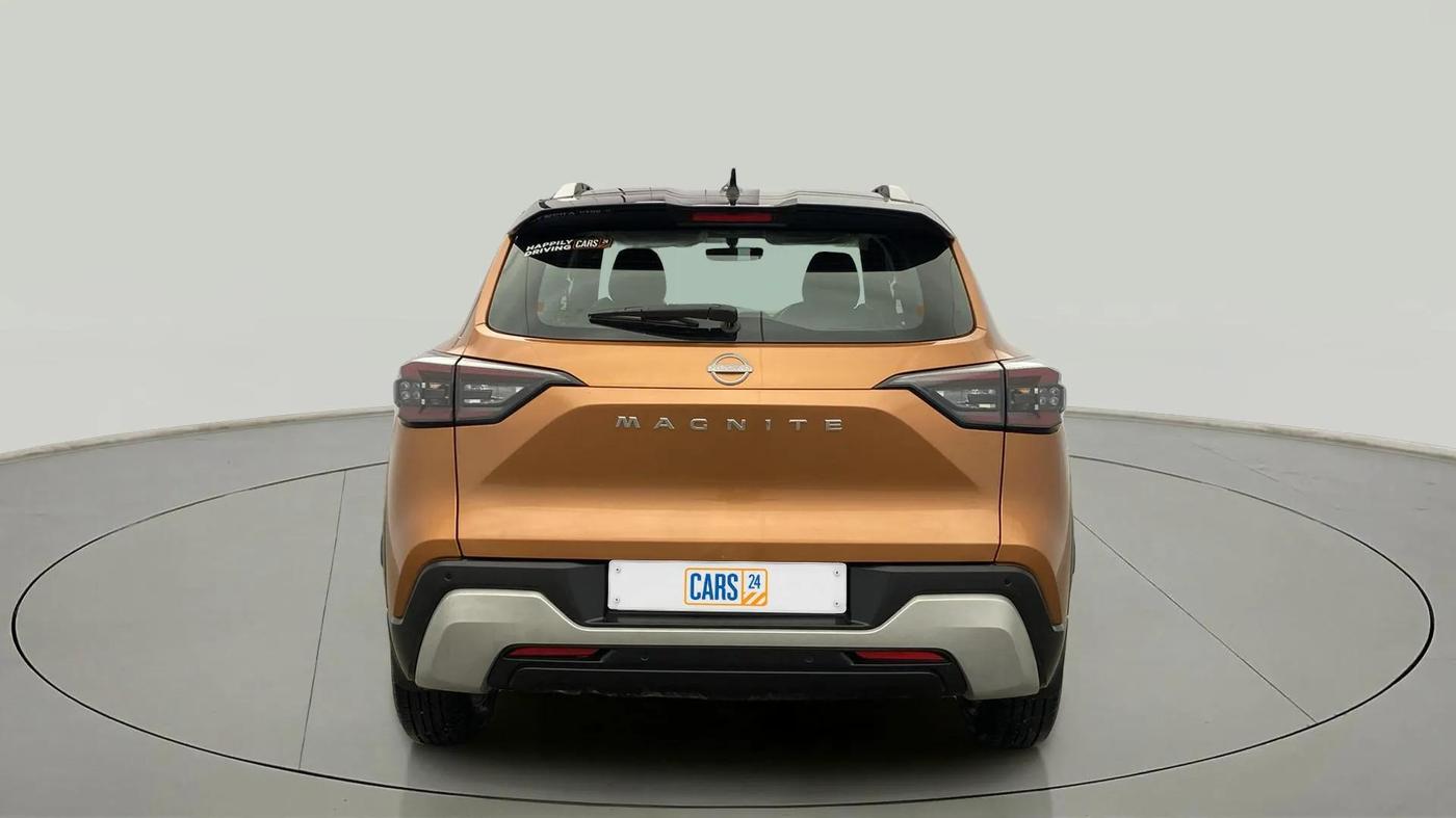 2024 Nissan MAGNITE Tekna Plus B4D 1.0 Petrol MT Dual Tone, Petrol, Manual, 2,263 km, Back/Rear