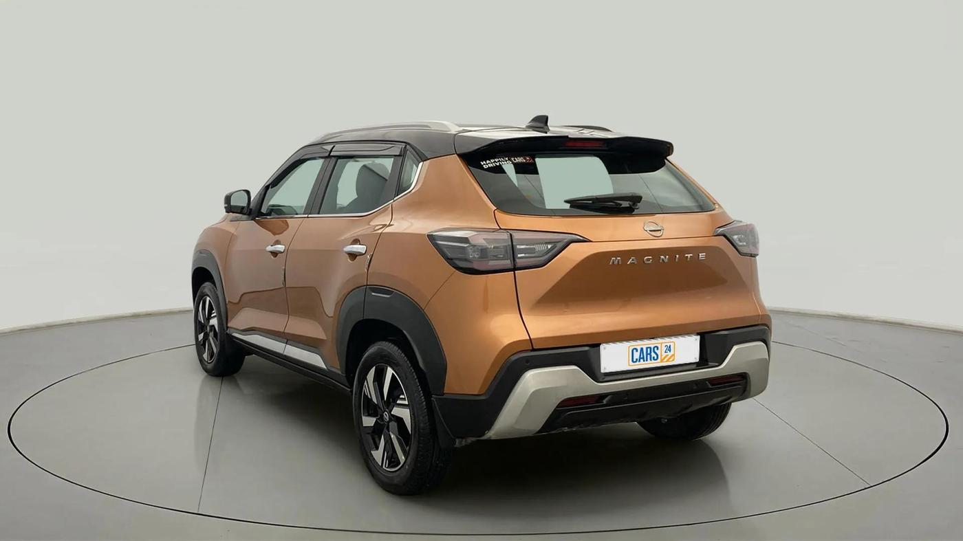 2024 Nissan MAGNITE Tekna Plus B4D 1.0 Petrol MT Dual Tone, Petrol, Manual, 2,263 km, Left Back Diagonal