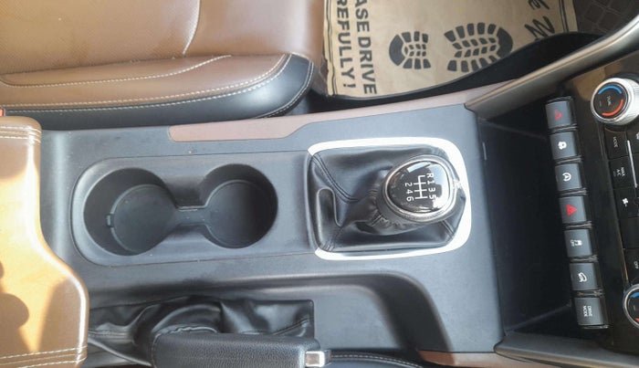 2023 Mahindra SCORPIO-N Z8 L DIESEL MT 2WD 7 STR, Diesel, Manual, 79,734 km, Gear Lever