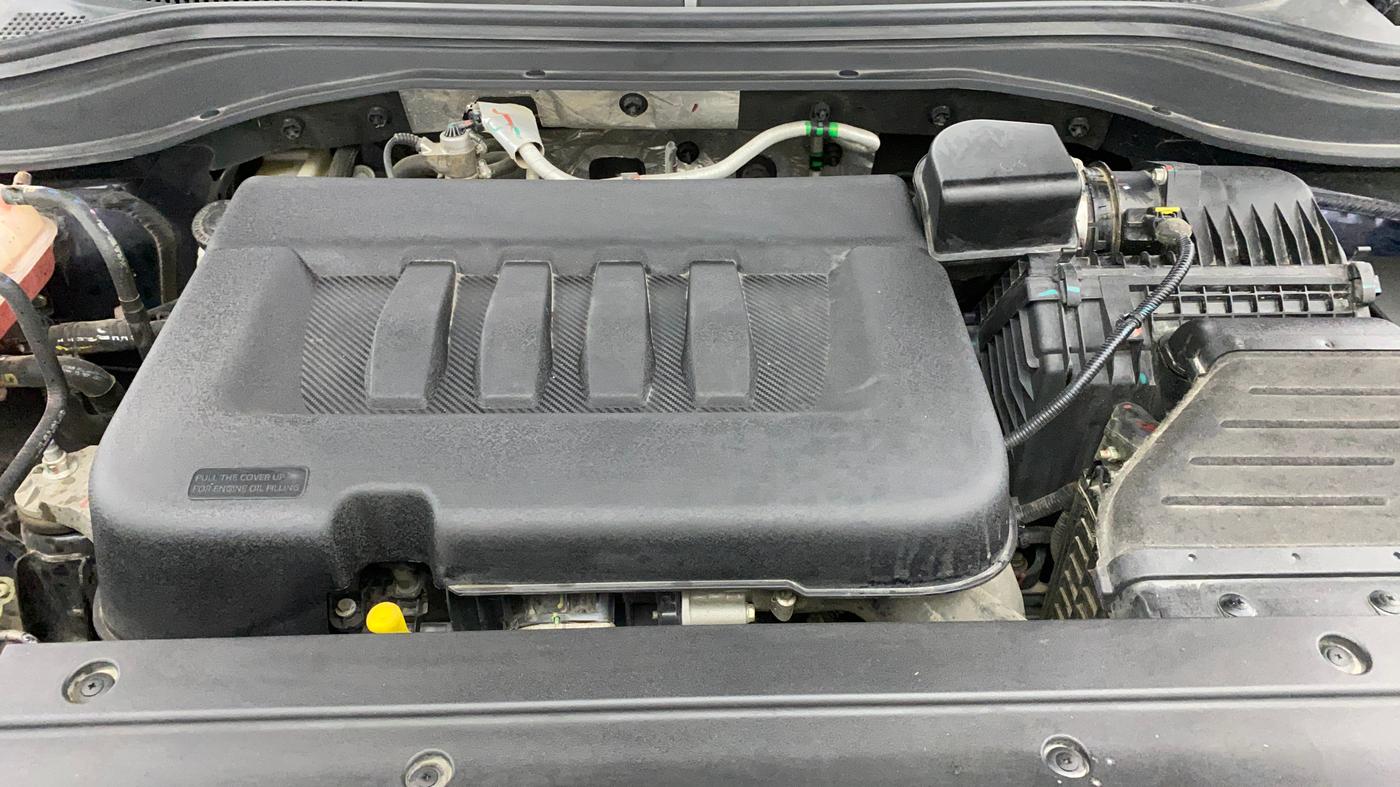2022 Mahindra XUV700 AX 7 LUXURY D AT 7 STR, Diesel, Automatic, 1,234 km, Engine View