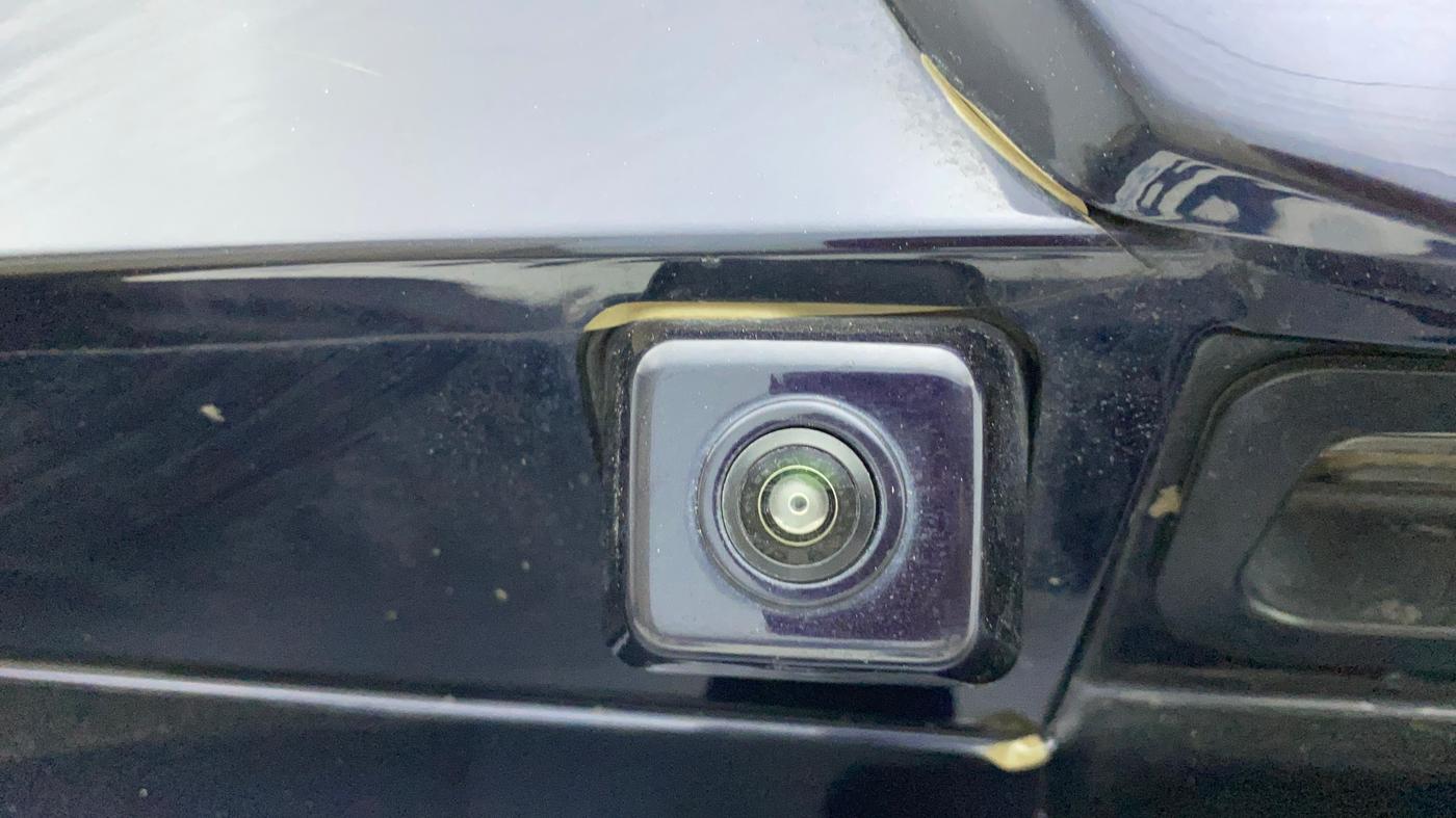 2022 Mahindra XUV700 AX 7 LUXURY D AT 7 STR, Diesel, Automatic, 1,234 km, Parking Camera