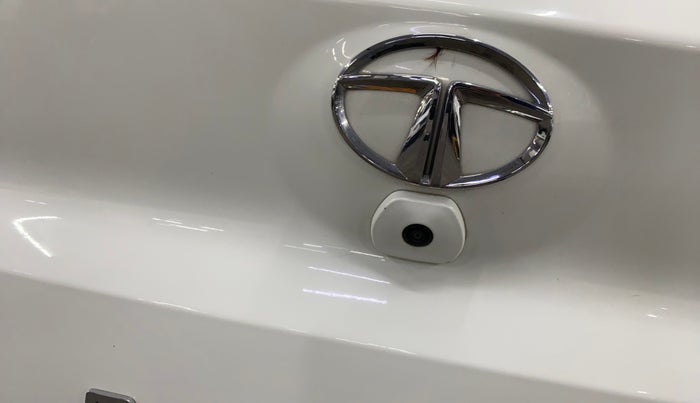 2022 Tata PUNCH ACCOMPLISHED MT, Petrol, Manual, 33,712 km, Parking Camera