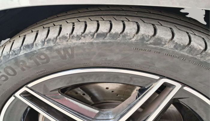 2024 Mercedes Benz GLA Class 220d, Diesel, Automatic, 16,724 km, Left Front Tyre Tread