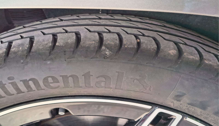 2024 Mercedes Benz GLA Class 220d, Diesel, Automatic, 16,724 km, Right Front Tyre Tread