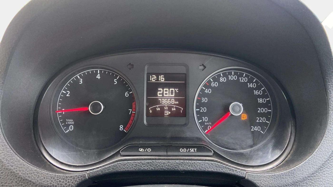 2020 Volkswagen Polo TRENDLINE 1.0L, Petrol, Manual, 73,696 km, Odometer Image
