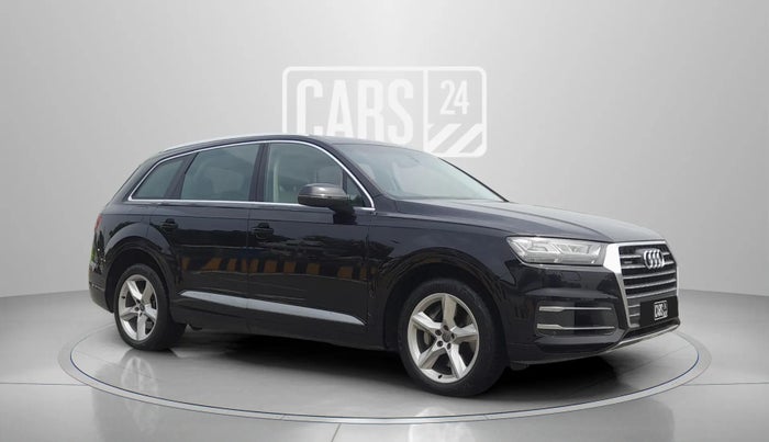 2018 Audi Q7 45 TDI PREMIUM, Diesel, Automatic, 1,02,720 km, Right Front Diagonal