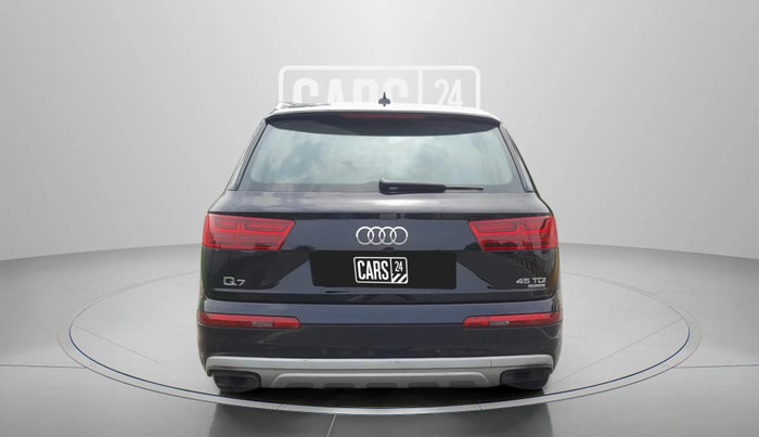 2018 Audi Q7 45 TDI PREMIUM, Diesel, Automatic, 1,02,720 km, Back/Rear