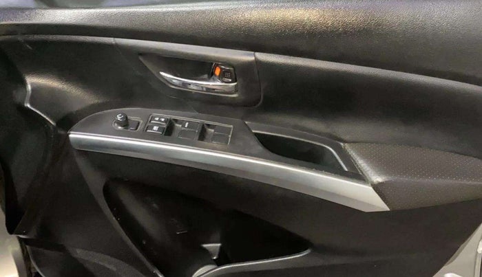 2017 Maruti S Cross ALPHA 1.3, Diesel, Manual, 97,171 km, Driver Side Door Panels Control