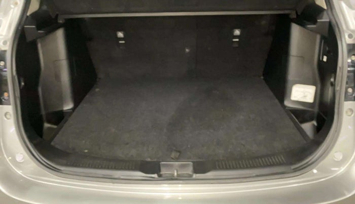 2017 Maruti S Cross ALPHA 1.3, Diesel, Manual, 97,171 km, Boot Open Zoomed View
