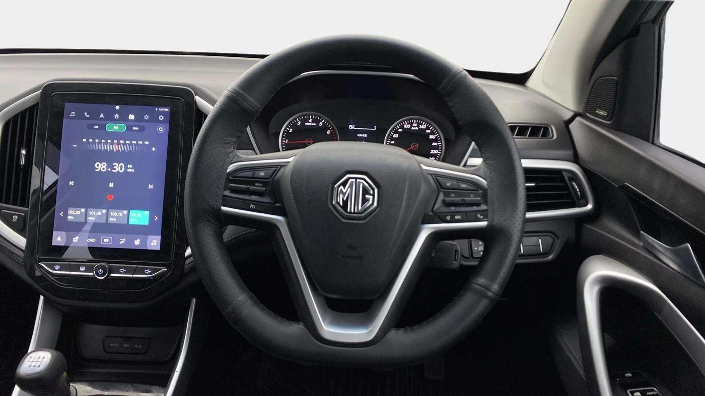 2020 MG HECTOR SUPER 1.5 PETROL, Petrol, Manual, 34,474 km, Steering Wheel Close Up
