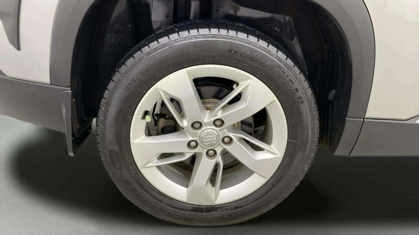 2020 MG HECTOR SUPER 1.5 PETROL, Petrol, Manual, 34,474 km, Right Rear Wheel