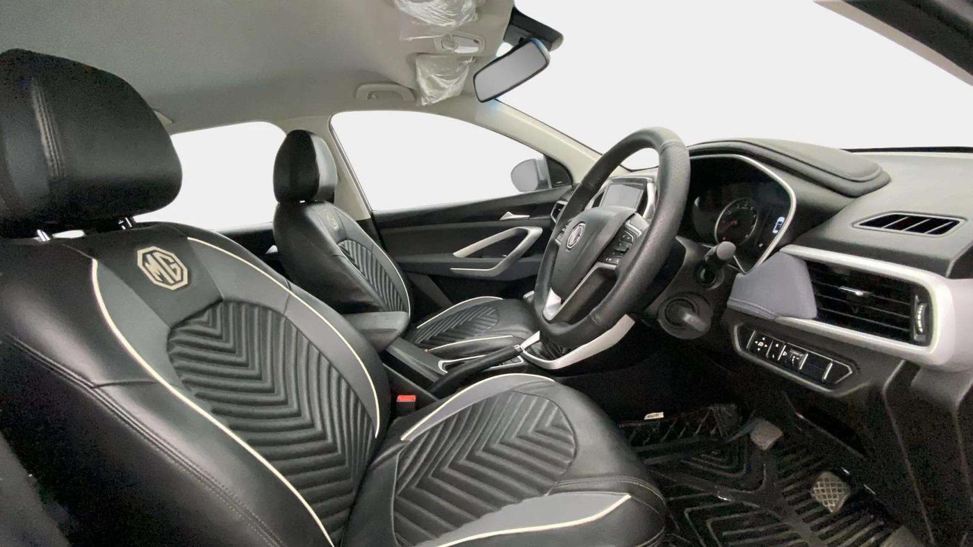 2020 MG HECTOR SUPER 1.5 PETROL, Petrol, Manual, 34,474 km, Right Side Front Door Cabin