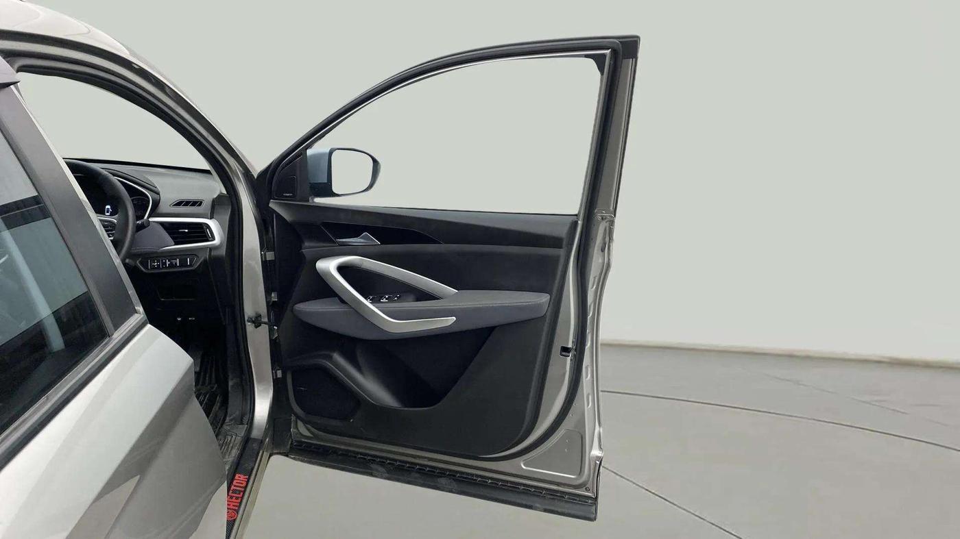 2020 MG HECTOR SUPER 1.5 PETROL, Petrol, Manual, 34,474 km, RHS Front Door