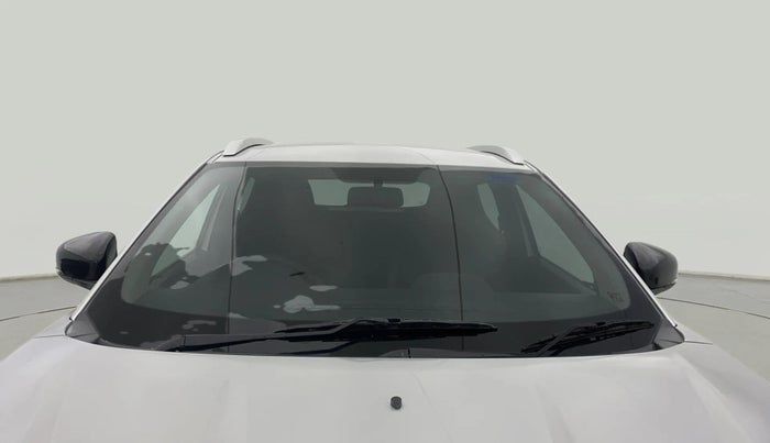 2023 Renault Kiger RXE MT, Petrol, Manual, 11,340 km, Front Windshield