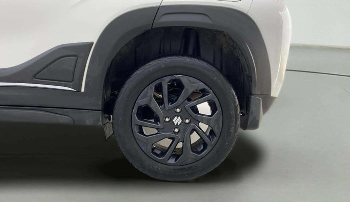 2024 Maruti FRONX DELTA 1.2 AGS, Petrol, Automatic, 15,629 km, Left Rear Tyre Tread
