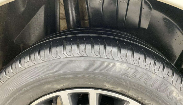 2018 Maruti Dzire ZXI PLUS AMT, Petrol, Automatic, 43,291 km, Right Rear Tyre Tread