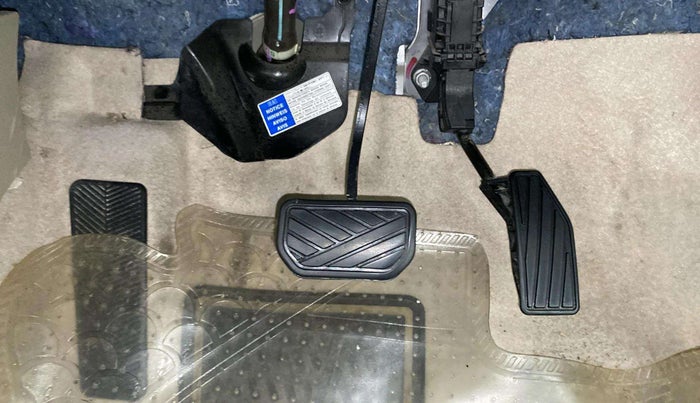 2018 Maruti Dzire ZXI PLUS AMT, Petrol, Automatic, 43,291 km, Pedals