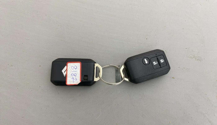 2018 Maruti Dzire ZXI PLUS AMT, Petrol, Automatic, 43,291 km, Key Close Up
