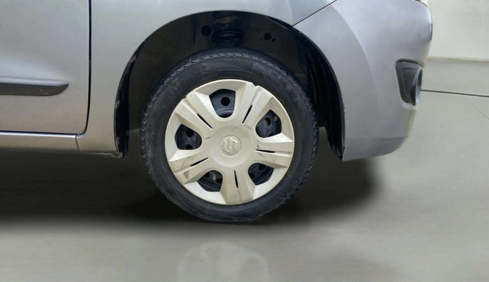 2017 Maruti Wagon R 1.0 VXI, Petrol, Manual, 34,661 km, Right Front Wheel