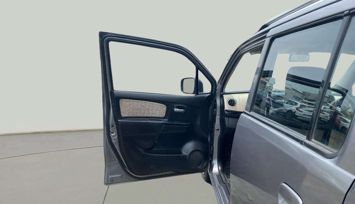 2017 Maruti Wagon R 1.0 VXI, Petrol, Manual, 34,661 km, LHS Front Door