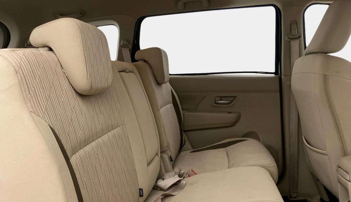 2020 Maruti Ertiga ZXI+ SHVS, Petrol, Manual, 28,330 km, Right Side Rear Door Cabin