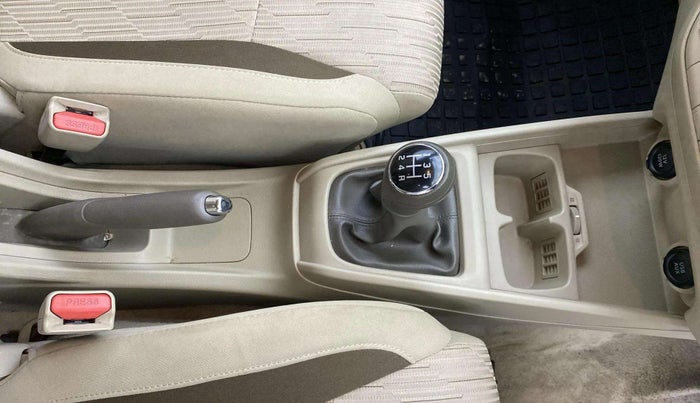2020 Maruti Ertiga ZXI+ SHVS, Petrol, Manual, 28,330 km, Gear Lever