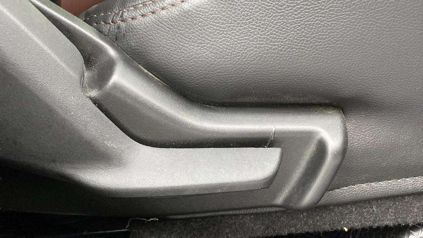 2024 Maruti FRONX DELTA PLUS 1.2MT, Petrol, Manual, 17,107 km, Driver Side Adjustment Panel
