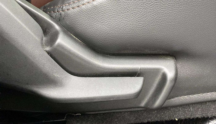 2024 Maruti FRONX DELTA PLUS 1.2MT, Petrol, Manual, 17,102 km, Driver Side Adjustment Panel